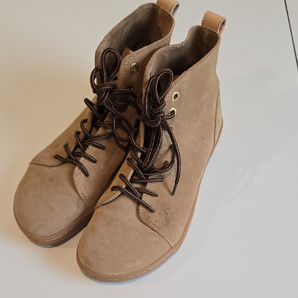 Birkenstock Women's Lace Up Boots in Tan Suede